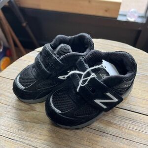 New Balance Unisex-Child Pre Running Shoe 4C